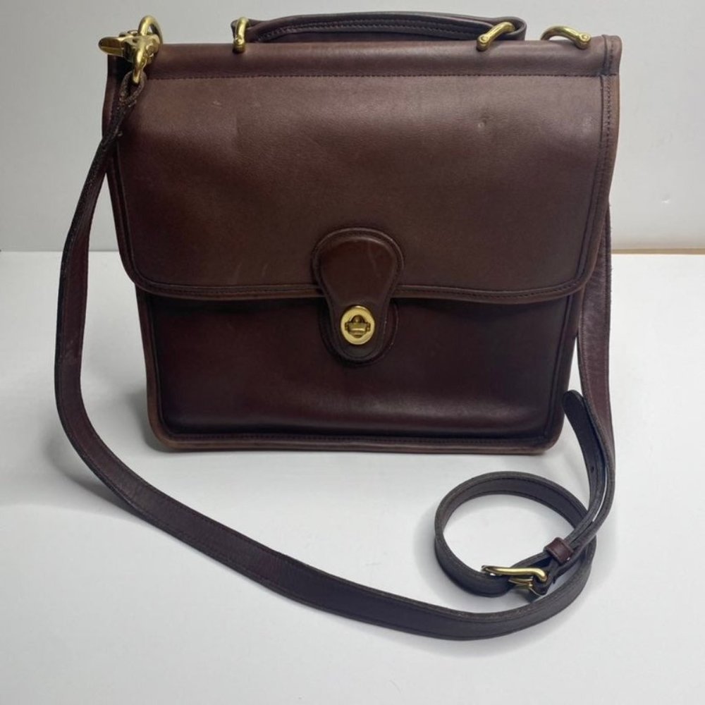 Vintage Coach Willis